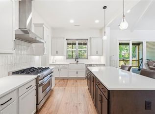 7606 Monty Dr, Kernersville, NC 27284