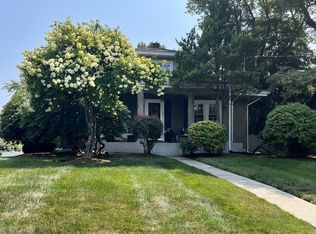 854 Brockton Ave, Abington, MA 02351