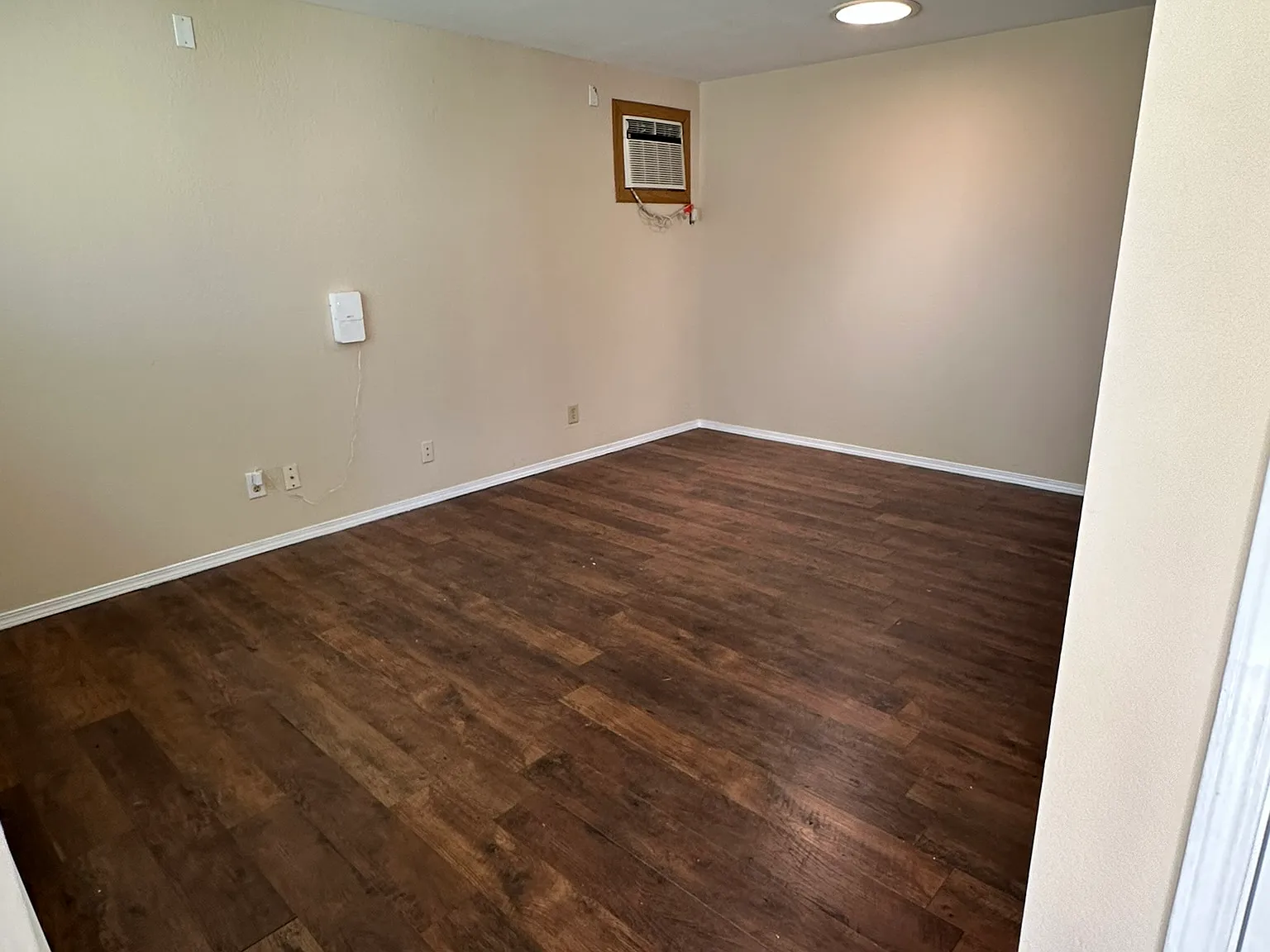 3 bed, 912 sqft, $1,750 — Photo 4