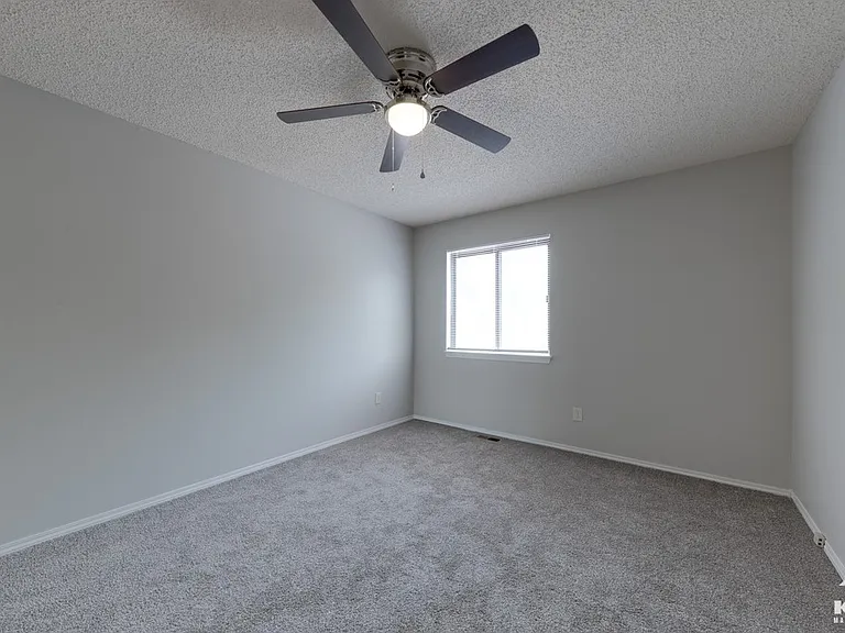 1321 N Sheridan St — Photo 15