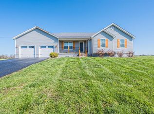 215 Hidden Ct, Vine Grove, KY 40175