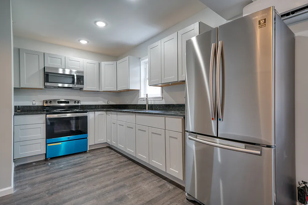 243 S Main St #3A photo 1