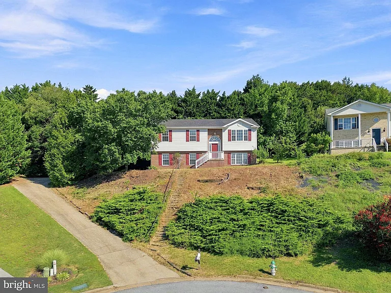 1183 River Bend Ct — Photo 46