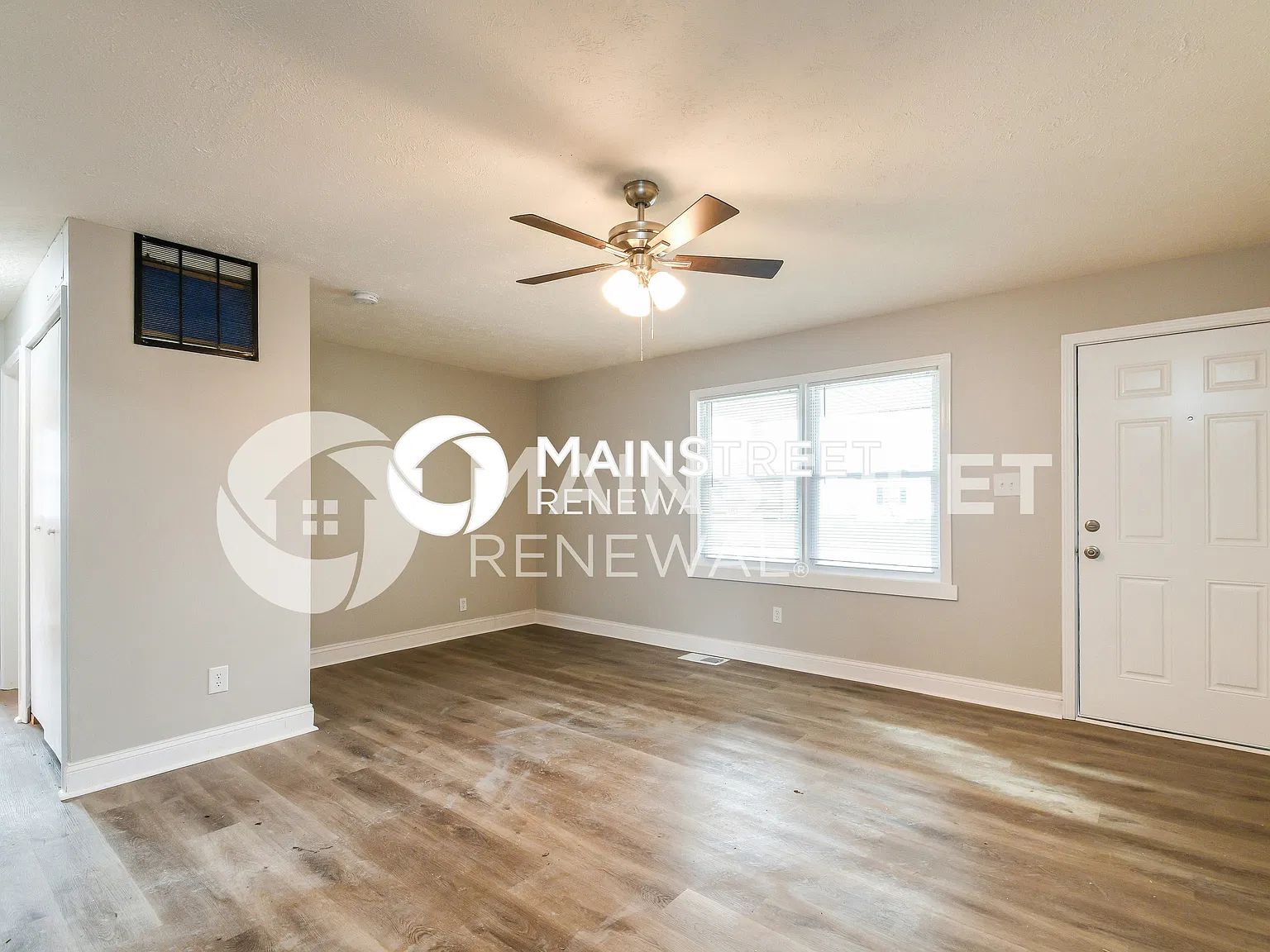 4917 Barlow Dr — Photo 3