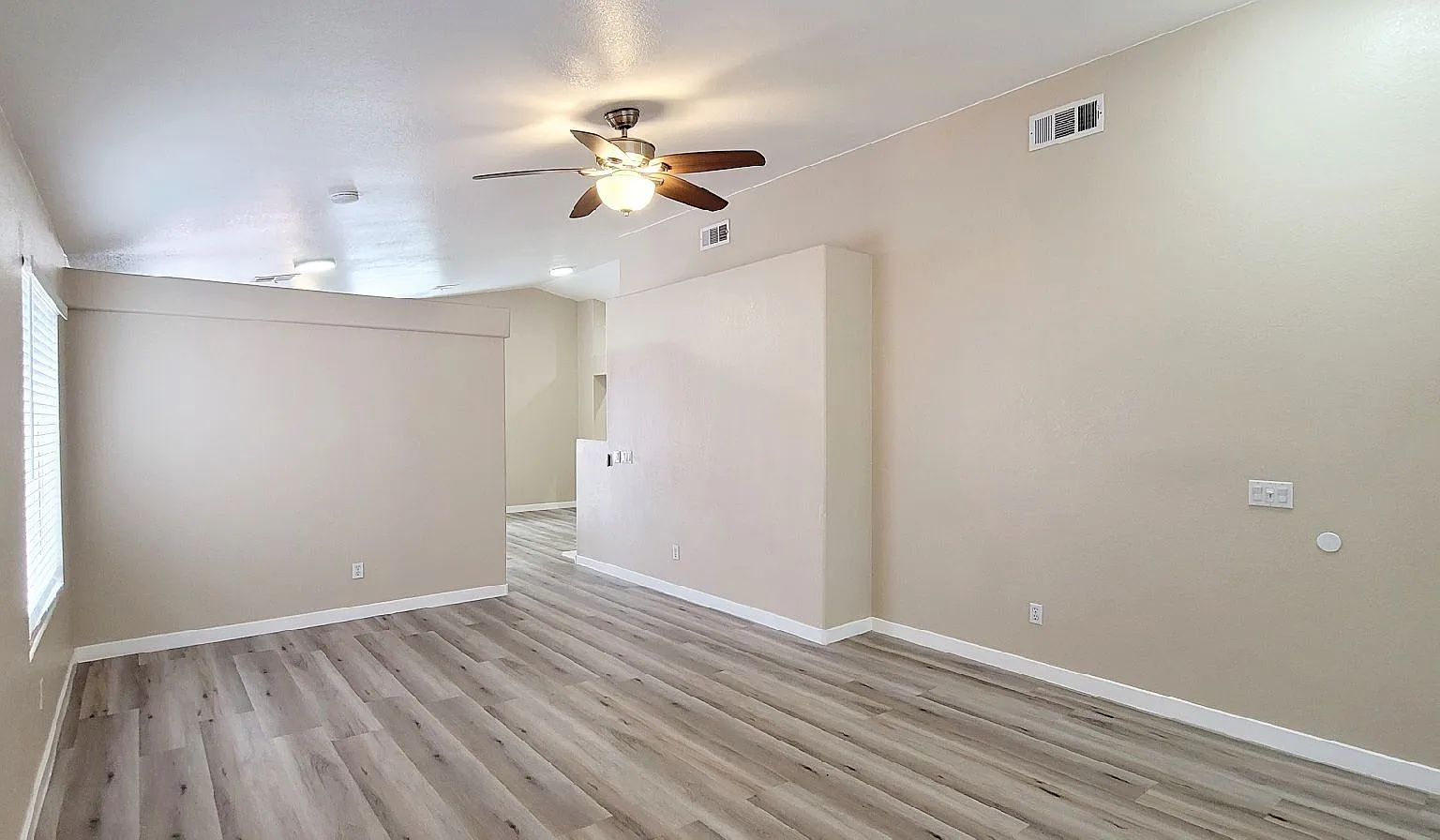 19 Rue De Parc- 3 Bedroom, 2 Bathroom, 1302 SQFT — Photo 4