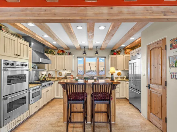 40 Craftsman Rd, Santa Fe, NM 87508