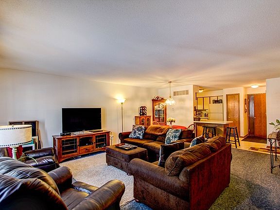 4th image of 10153 W Whitnall Edge Dr