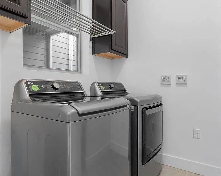 3120 Tom Miller St — Photo 16