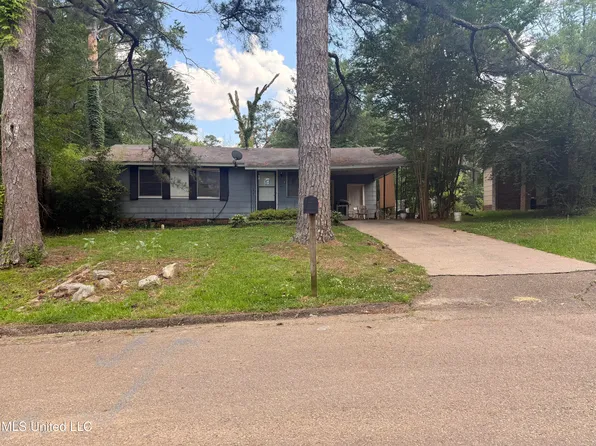 1557 Maria Dr, Jackson, MS 39204