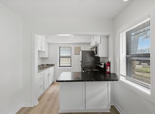306 E 19th St APT 1B, Indianapolis, IN 46202