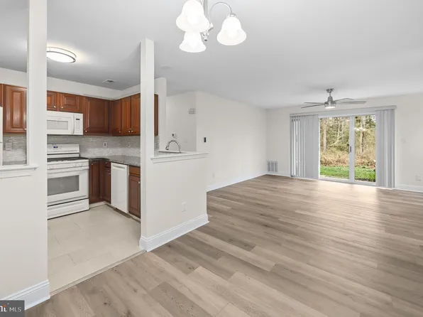 705 Quail Rd, Marlton, NJ 08053
