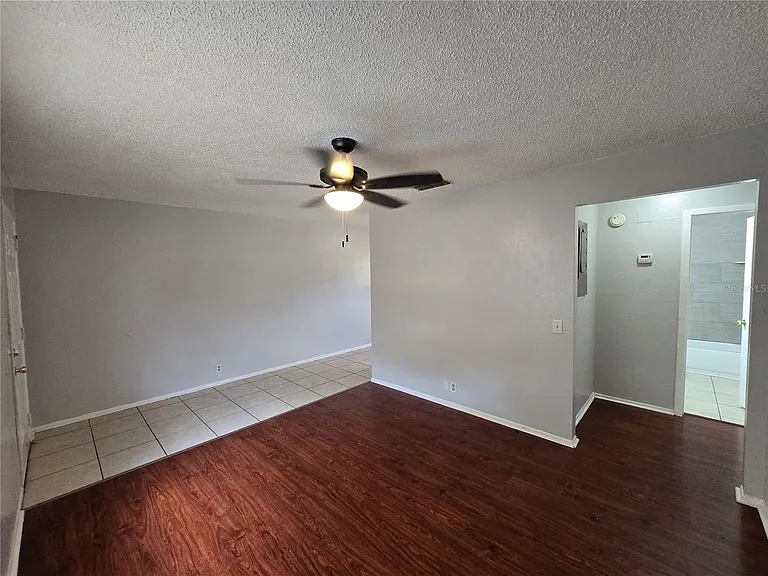 5665 Struthers Ct — Photo 6