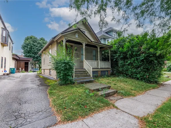 116 Field St, Rochester, NY 14620