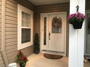 30241 Center Ridge Rd, Westlake, OH 44145