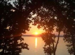 3122 Waucheeta Trl, Madison, WI 53711