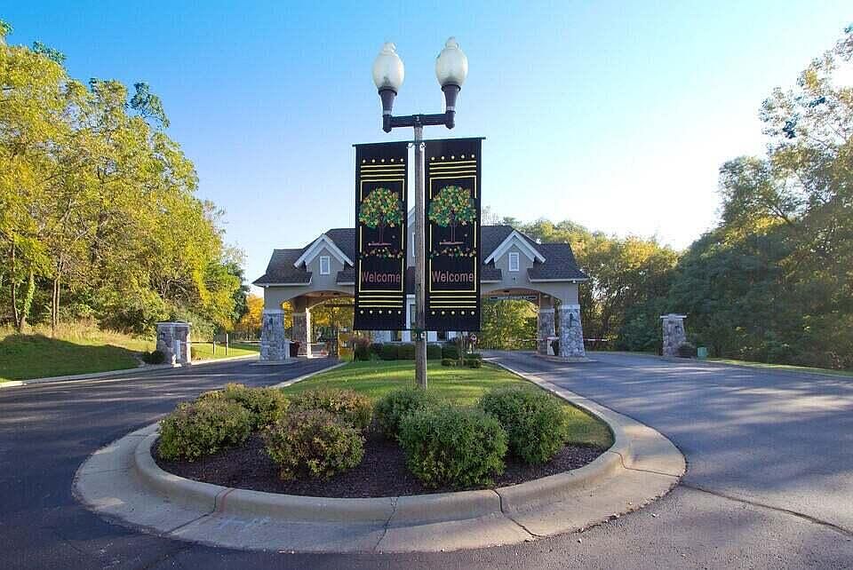 1st image of 745 Eagleton Dr
