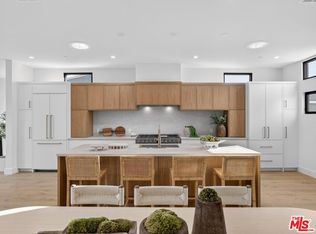 8404 Gonzaga Ave, Los Angeles, CA 90045