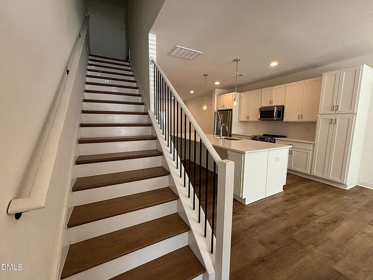 5710 Parker Pines Ct — Photo 4