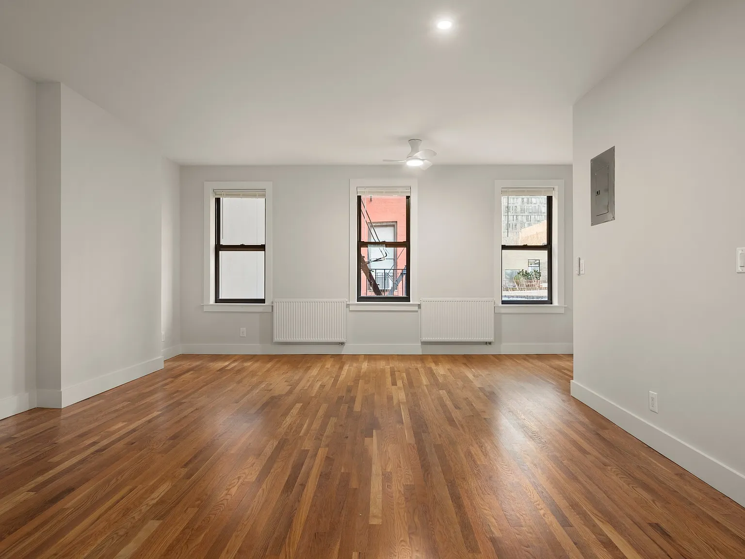 55 South First Street — Photo 2