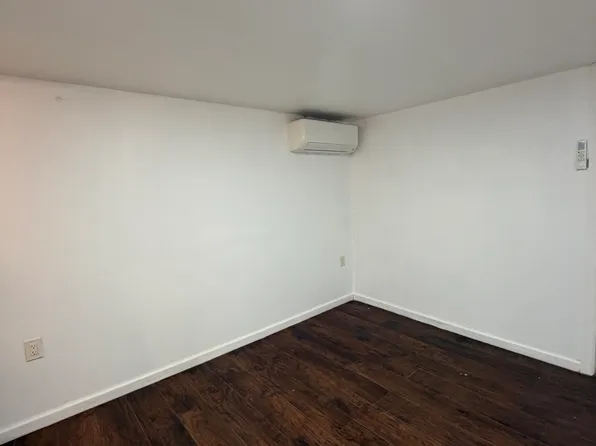 (undisclosed Address), Queens Village, NY 11428