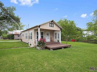207 E New River Rd, Gonzales, LA 70737