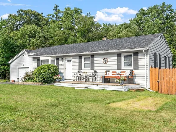 51 N Reading Street, Auburn, NH 03104