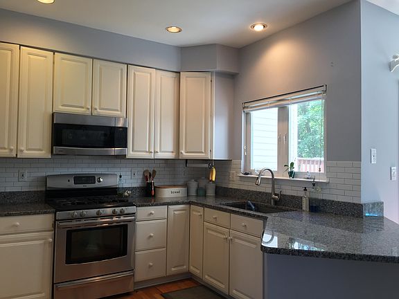 2nd image of 14703 Beaumeadow Ct