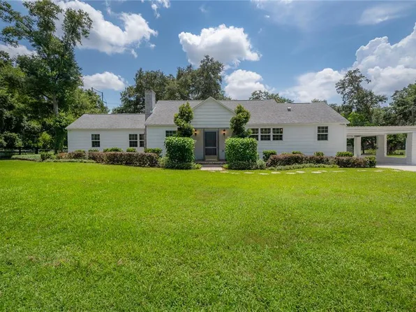 1223 Whitaker Rd, Lutz, FL 33549