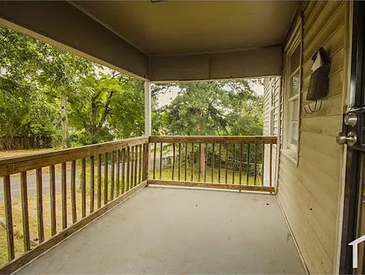 2 bed, 768 sqft, $750 — Photo 2