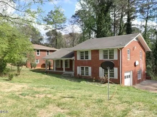 2742 Arrowood Dr, East Pt, GA 30344