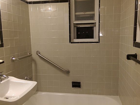 4th image of 70-08 261street #2nd