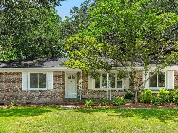 1051 Quail Dr, Charleston, SC 29412