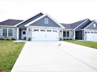 1517 Hickory Lndg, De Soto, MO 63020