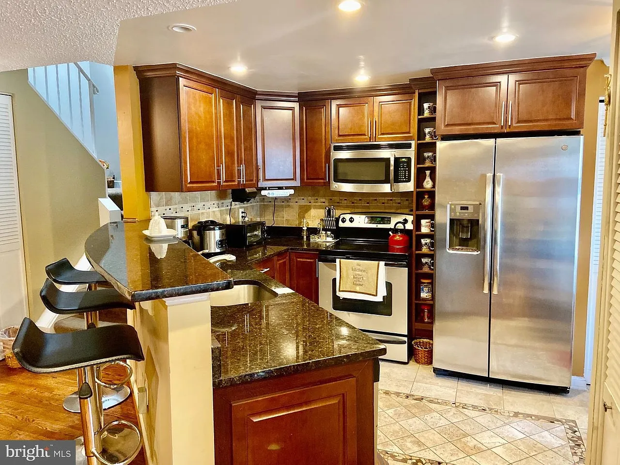 12 Fifeshire Ct — Photo 3