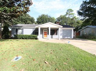 2106 Forrest St, Pascagoula, MS 39581