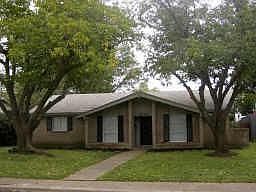 2nd image of 2758 Rollingdale Ln