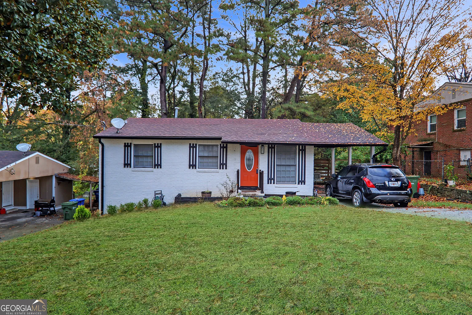 437 Fairlock Ln NW photo 1
