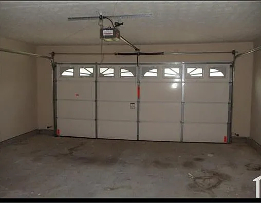 527 Fieldgreen Dr — Photo 11