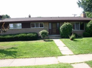 1401 Glen Leven Rd, Ann Arbor, MI 48103