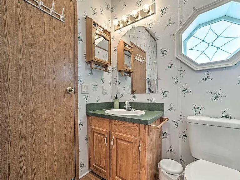 100 Island Dr — Photo 13