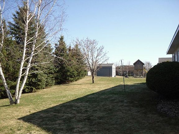 4th image of 1268 Doman Dr