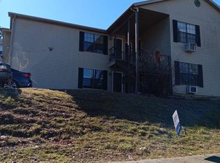 1065 N Lindell Ave, Fayetteville, AR 72701