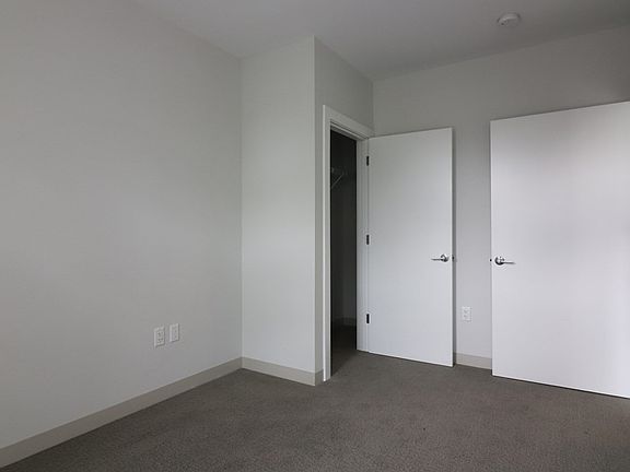 4th image of 161 Washington St #1109