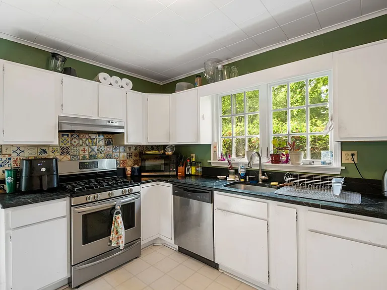3002 Medlin Dr — Photo 16