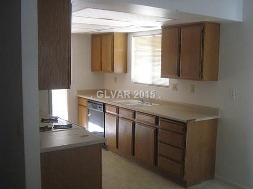 2nd image of 6377 Greyhawk Ave