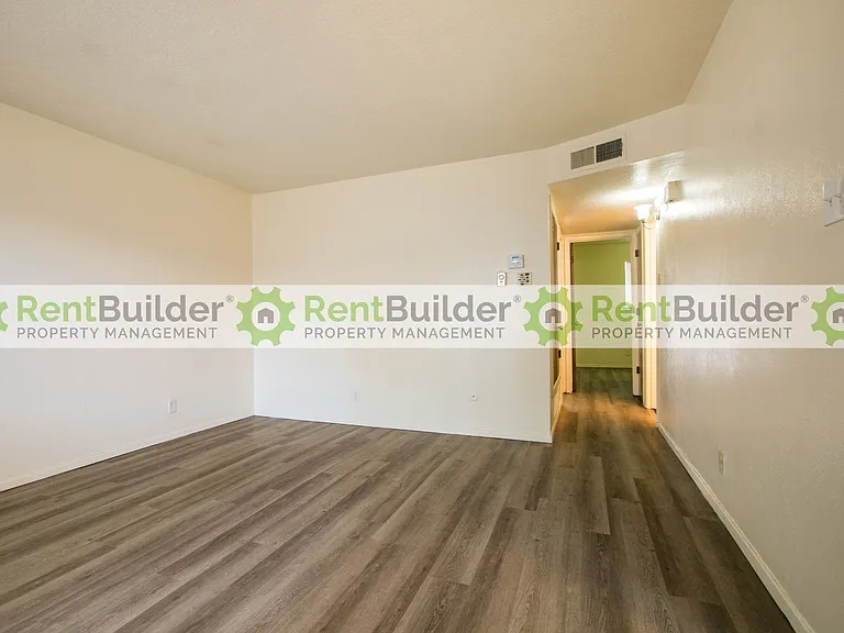 12124 Menaul Blvd NE — Photo 11