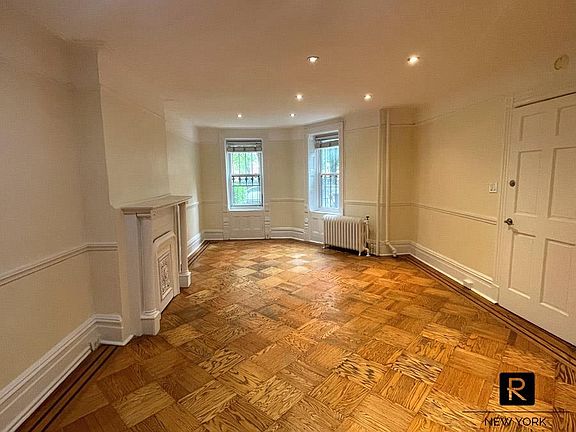 5th image of 91 Chauncey St #1