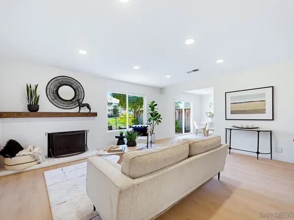 4502 Sierra Morena Ave, Carlsbad, CA 92010