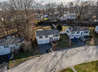 73 Rebel Ln, Manchester, NH 03104