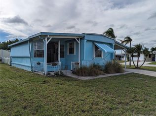 7108 SE Seahawk St, Hobe Sound, FL 33455